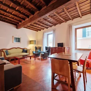 https://la-giulia-exclusive-home-since-1558.it-romehotels.com